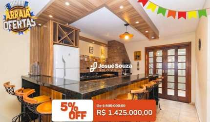 Sobrado de esquina com 8 vagas de garagem à venda, 260 m² por R$ 1.425.000 - Uberaba - Curitiba/PR