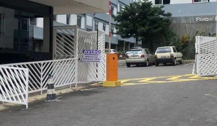 Excelente apartamento 2/4 com portaria 24h no centro da cidade!