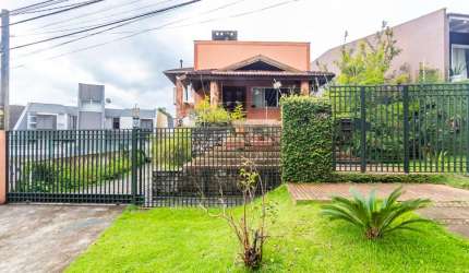 Casa com 5 quartos no Bigorrilho