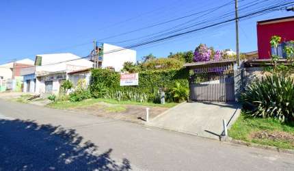 Casa com 130m² em Colombo