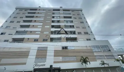 Apartamento a venda no Bairro Capoeiras em Florianópolis/SC