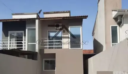 Sobrado para Venda em São José, Ipiranga, 2 dormitórios, 1 banheiro, 2 vagas