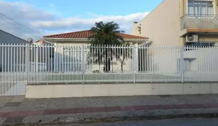 Casa para Venda em São José, Fazenda Santo Antônio, 3 dormitórios, 2 banheiros, 4 vagas