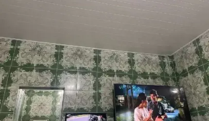 CASA MOBILIADA E COMERCIAL EM PORTO ALEGRE