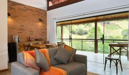 Casa em condomínio, 2 quartos, 130m2, à venda por R$548.000 - Teresópolis