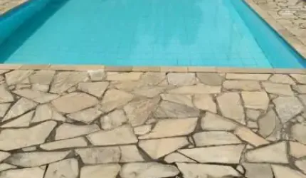Casa de 2 quartos em condomínio próxima ao West shopping