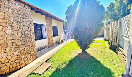 Casa à venda com 3 dormitórios sendo uma suíte, piscina e churrasqueira, Manoel Muller - Rolândia/ PR