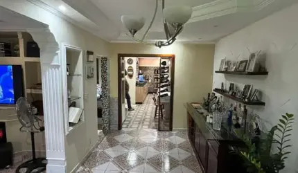 Casa com 2 quartos à venda na Rua Luiz Vaz de Camões, Jardim Maria Helena, Taboão da Serra, 160 m2 por R$ 850.000