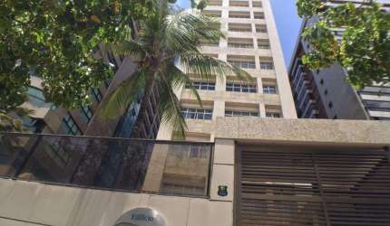 Apartamento à venda no Edf. Nice com 04 quartos e 170m²