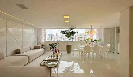 Apartamento reformado à venda no Edifício Morada da Boa Viagem, com 360m², 3 quartos e 1 suíte master com closet