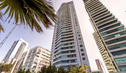 Apartamento na Avenida Boa Viagem com 4 quartos á venda