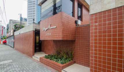 Apartamento com 4 quartos a beira mar de candeias