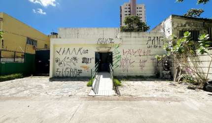 Casa comercial para alugar no Prado com 385m²
