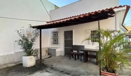 Casa para Venda em Niterói, Barreto, 2 dormitórios, 1 suíte, 3 banheiros, 10 vagas
