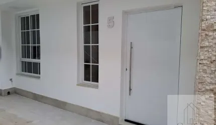 Casa para Venda em Niterói, Ingá, 2 dormitórios, 1 banheiro, 1 vaga