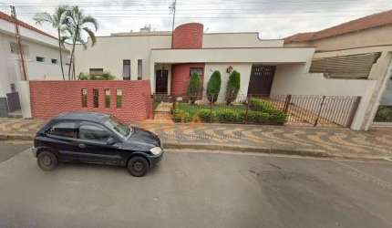 Casa em Centro  -  Aguaí