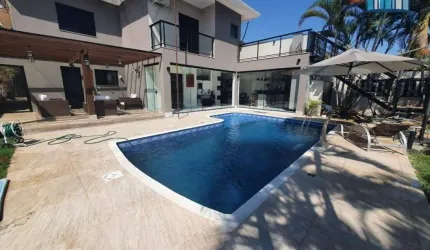 Casa com 3 dormitórios à venda, 261 m² por R$ 2.300.000,00 - Condomínio Villagio Capriccio - Louveira/SP