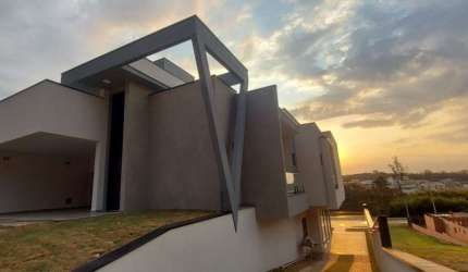 Linda Casa de Alto Padrão Moderna à venda, 365 m² por R$ 2.680.000 - Condomínio Santa Isabel - Louveira/SP