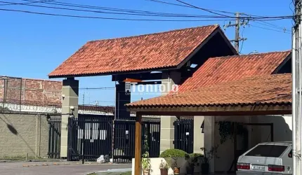 Casa em Condomínio Fechado no Bairro Braga