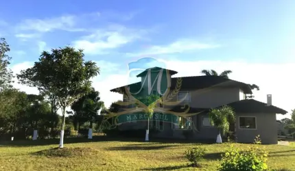 Chácara com 2.882 m² de terreno e uma casa de 420 m², em Pinhais na estrada ecologica a venda, casa com 4 qtos, 3 salas, 5 bh, lareira, 2 pavimentos.