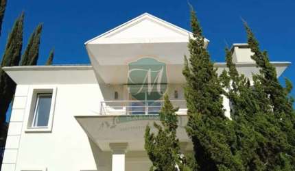 magnifica casa a venda no Alphaville Graciosa em Pinhais, com 547 m², 5 quartos, 3 suites, 4 salas, 6 bh, elevador, rampa acessibilidade, mobiliada.