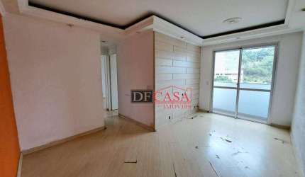 Apartamento em Aricanduva