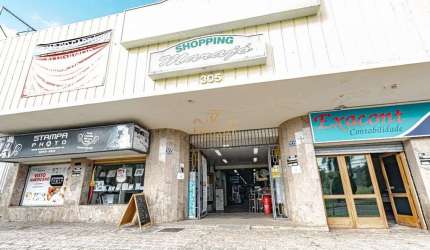 Ponto comercial para alugar na Avenida Nossa Senhora Aparecida, Seminário, Curitiba por R$ 10.000