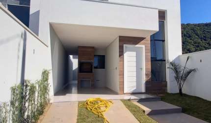 Casa Pronta para Morar em Itapema