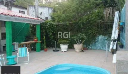 Casa para Venda - 200m², 3 dormitórios, sendo 1 suites, 3 vagas - Bom Jesus