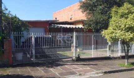 Casa para Venda - 200m², 4 dormitórios, 2 vagas - Rubem Berta