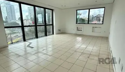 Sala comercial no bairro Auxiliadora desocupada