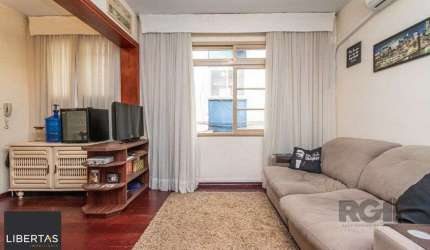 Apartameno no Bom Fim de 1 dormitório e 2 vagas