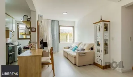 Apartamento no Passo D'areia de 2 dormitórios e vaga