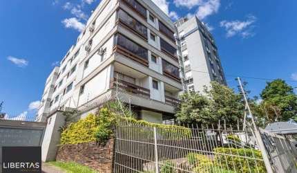 Cobertura no bairro Petrópolis de 3 dormitórios terraço e 2 vagas