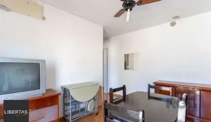 Apartamento no Passo D'areia de 1 dormitório e vaga