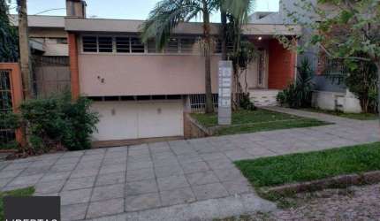 Casa no bairro Boa vista de 3 dormitorios e duas vagas