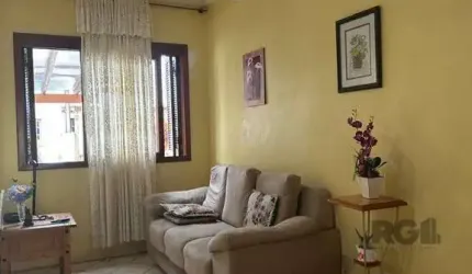 Casa de Condomínio em Hípica