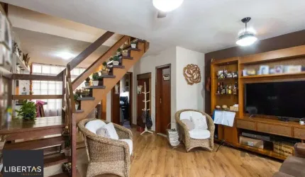 Casa em condomínio, 135m² privativos, 3 quartos, 2 vagas - Bairro Glória