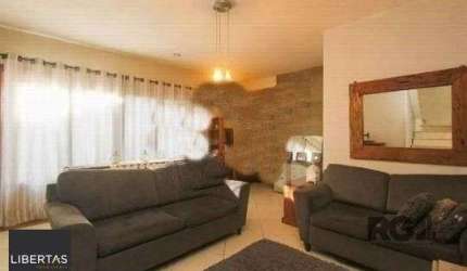 casa com quatro quartos no bairro Passo D'areia