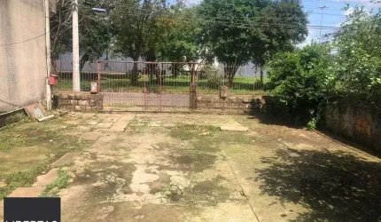 Casa 4 dormitórios no bairro Santa Maria Goretti