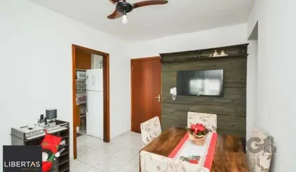 Apartamento de 2 dormitórios no bairro Cristal