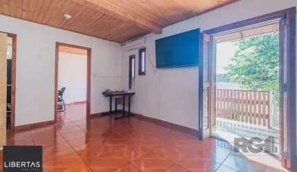Casa com 4 dormitórios no bairro Santa Maria Goretti