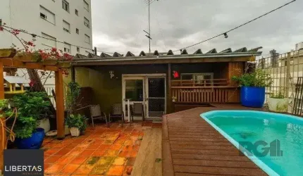 Cobertura 125m² - 3 dormitórios, 2 vagas no bairro Petrópolis