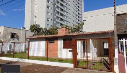 Casa 84m² - 2 dormitórios, 2 vagas no bairro Jardim Botânico