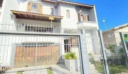 Excelente casa de 300m² com 4 dormitórios no bairro Sarandi.