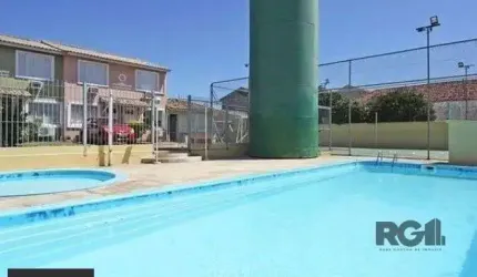 Casa de Condomínio em Sarandi