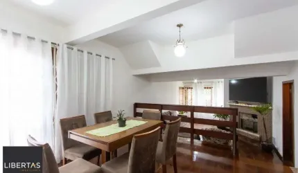 Casa ampla à venda em Santa Tereza - Porto Alegre