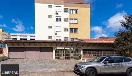 Apartamento de 64,04m², com  2 quartos, com vaga de garagem coberta e escriturada, esquina com a Av. Wenceslau Escobar.