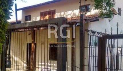 Casa para Venda - 200m², 4 dormitórios, sendo 1 suites, 3 vagas - Sarandí