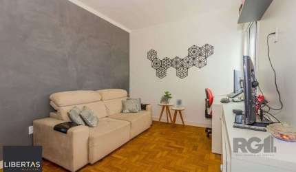 Apartamento 73m² - 2 dormitórios no Centro Histórico